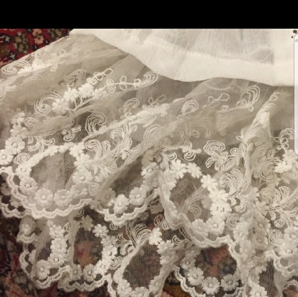 Ivory Tunic - Picture 5 of 7